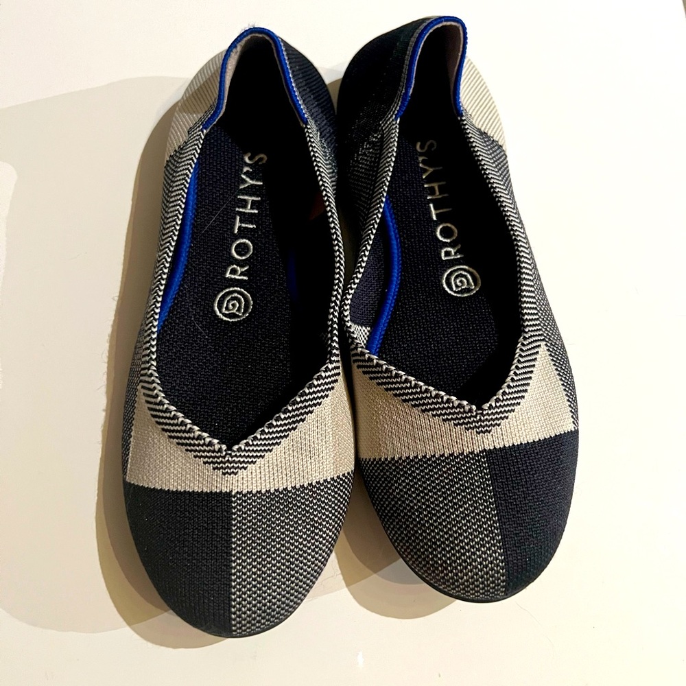 Rothy’s round flats size 8 - Picture 1 of 4
